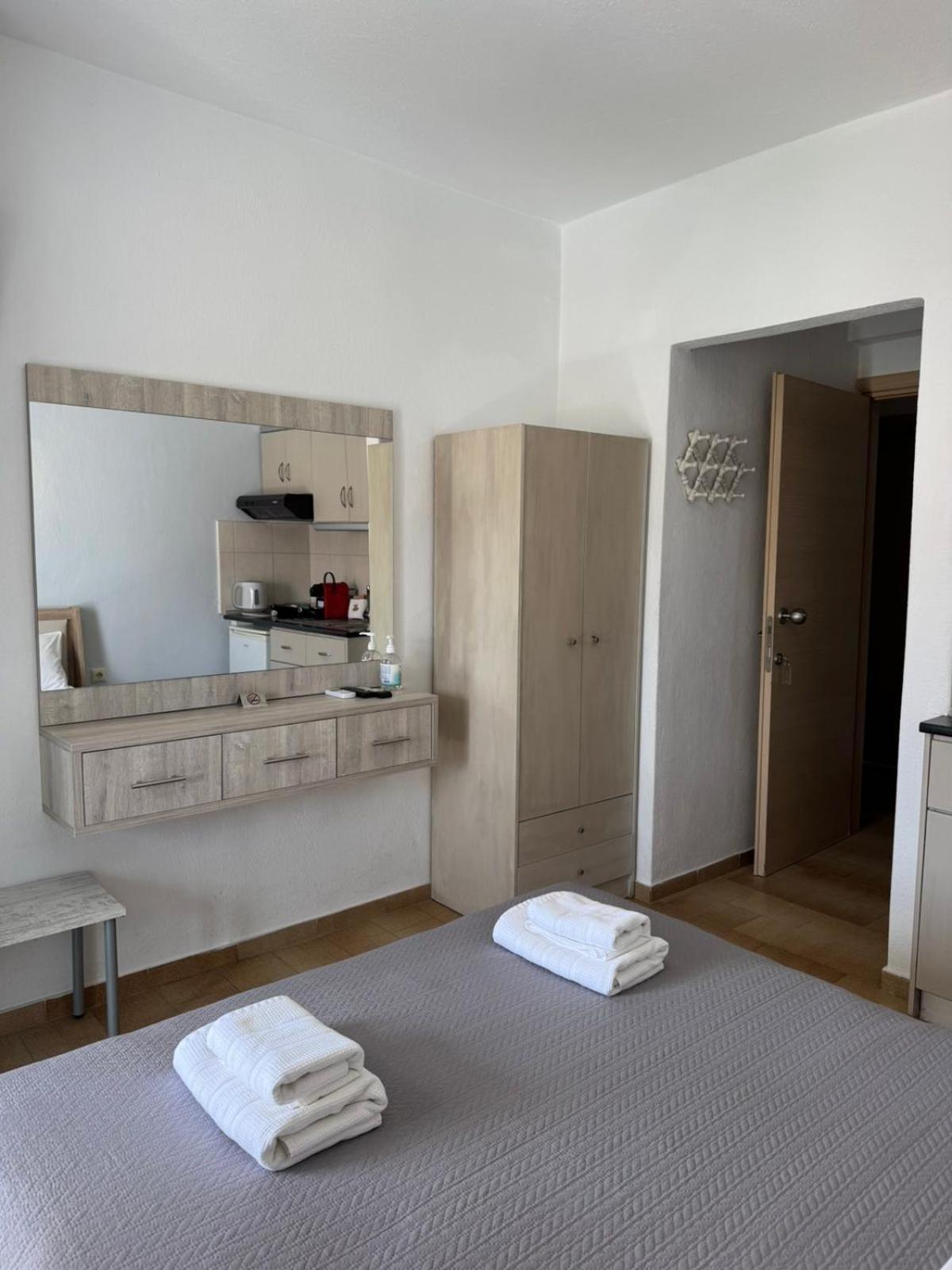 Haus Galini Apartamento Sárti Exterior foto